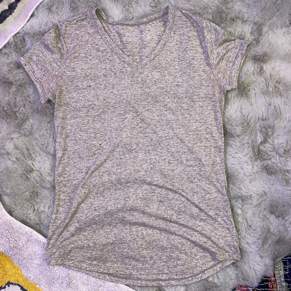 BCG heathered grey short sleeve cotton v-neck t-shirt
